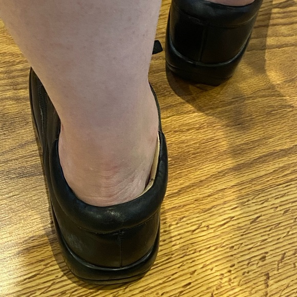 Alegria 40 black tie shoe EUC - Picture 3 of 4